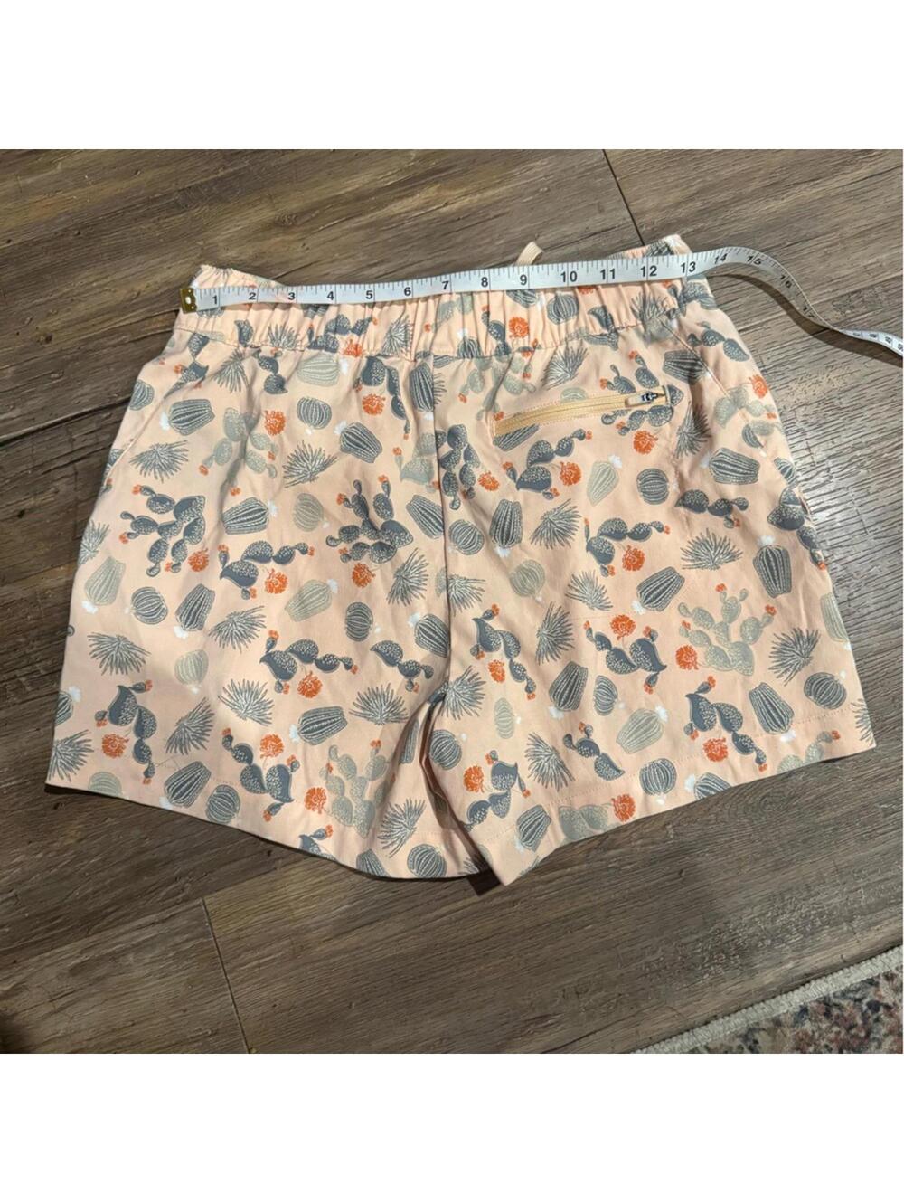 The North Face Printed Class V Hiking Shorts Pink Peach Cactus Print Sz Sm Euc View 2